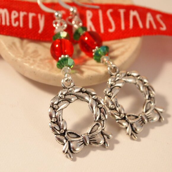 Christmas Wreath Earrings Dangle Pierced or Clip-on Earrings Silver Earrings - Picture 2 of 9